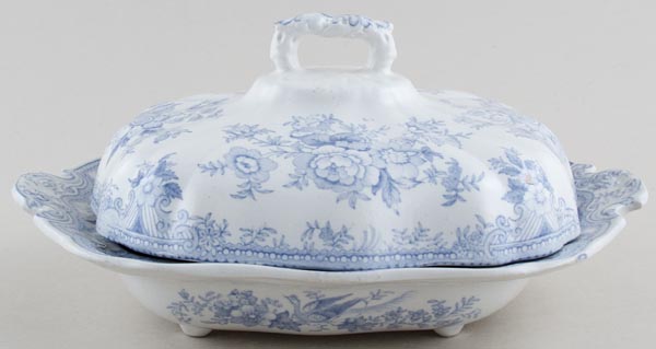 Vegetable Dish with Cover c1870